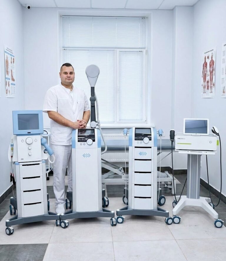Лікування болю в спині в Житомирі: Чому «просто вправити» — не працює?